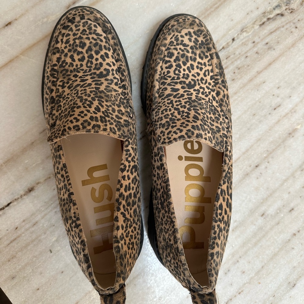 Hush Puppy Leopard Loafer - Picture 5 of 7